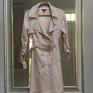 Bebe EUC beige trench coat | Size L